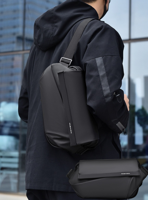 LONGROVER™ TRAVEL SLING BAG